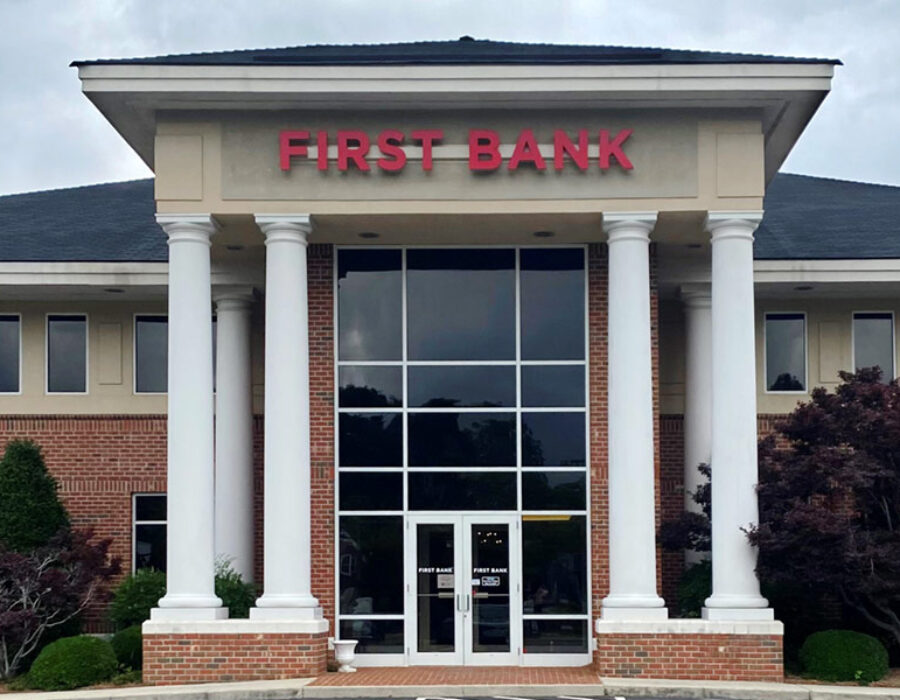Entrace to the First Bank Dunn branch.